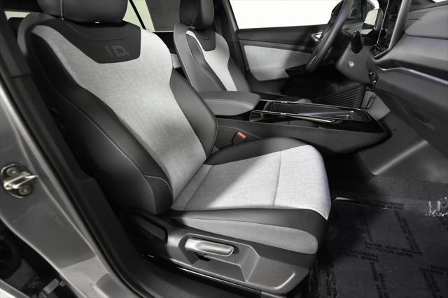 new 2025 Volkswagen ID.4 car, priced at $51,076