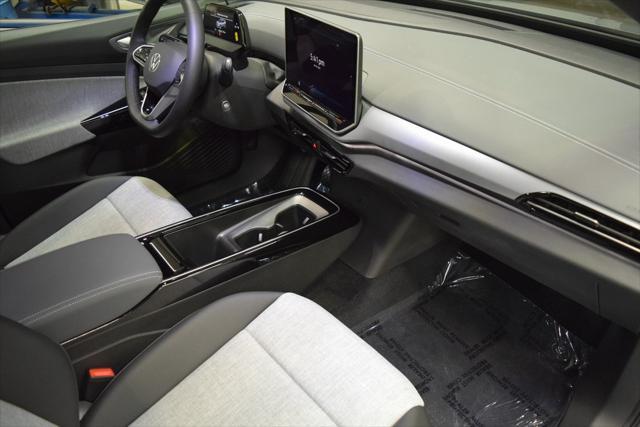 new 2025 Volkswagen ID.4 car, priced at $51,076