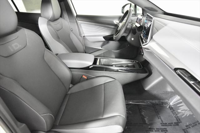 new 2025 Volkswagen ID.4 car, priced at $56,631
