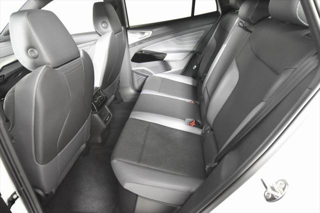 new 2025 Volkswagen ID.4 car, priced at $56,631