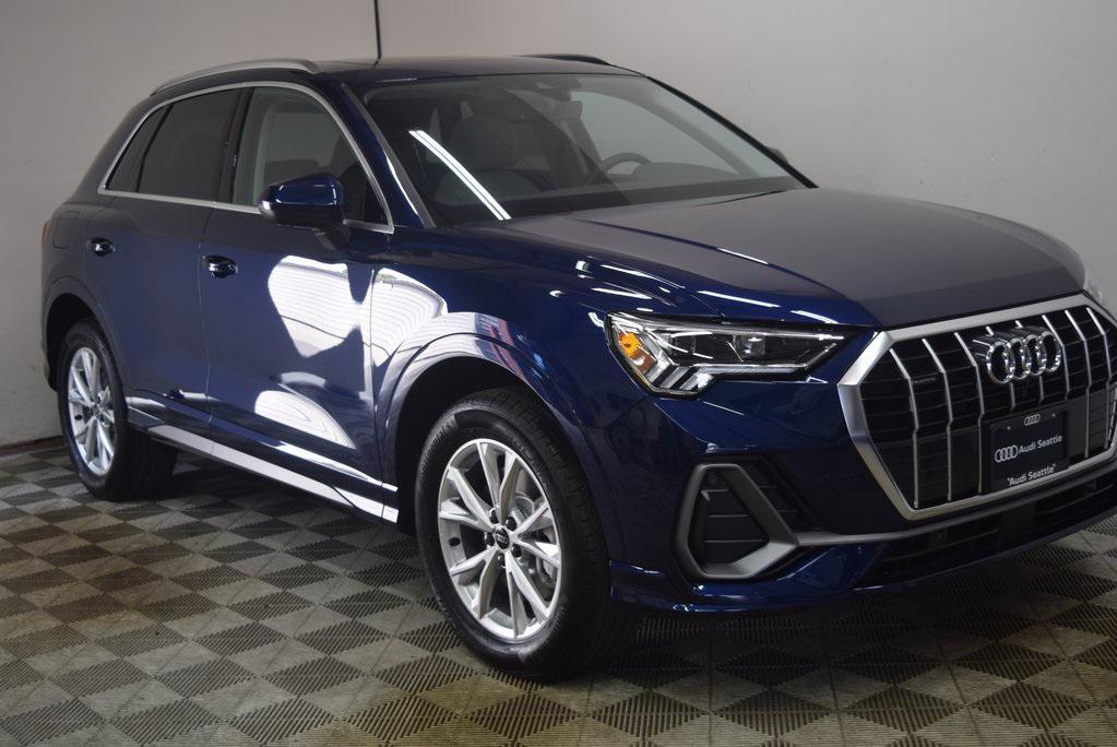 new 2025 Audi Q3 car, priced at $47,360
