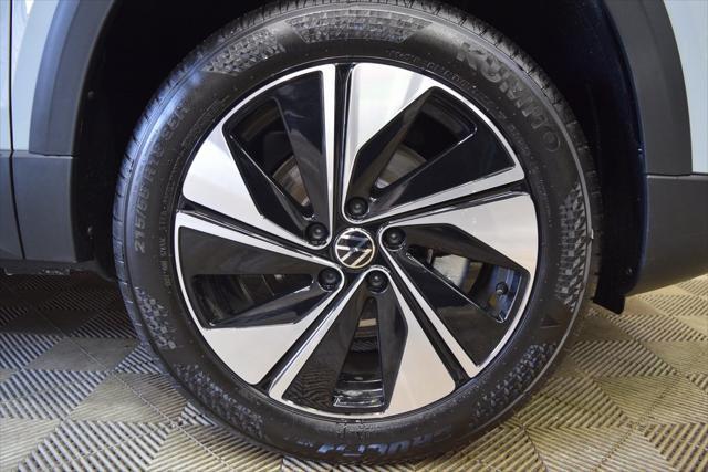 new 2025 Volkswagen Taos car, priced at $32,111