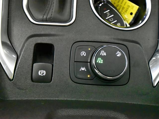 used 2022 Chevrolet Traverse car, priced at $29,999