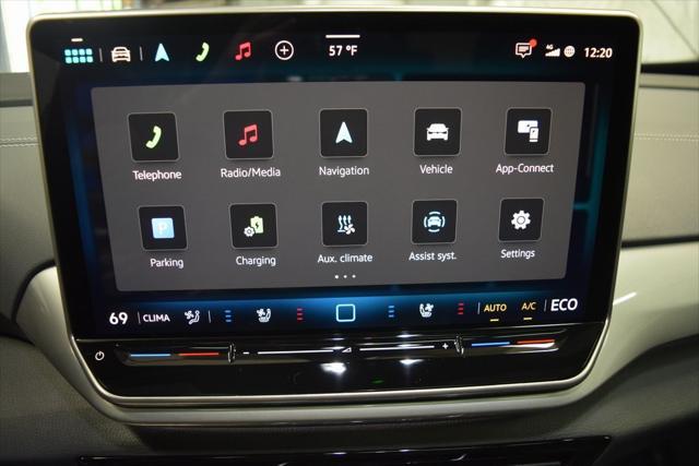 new 2025 Volkswagen ID.4 car, priced at $59,831
