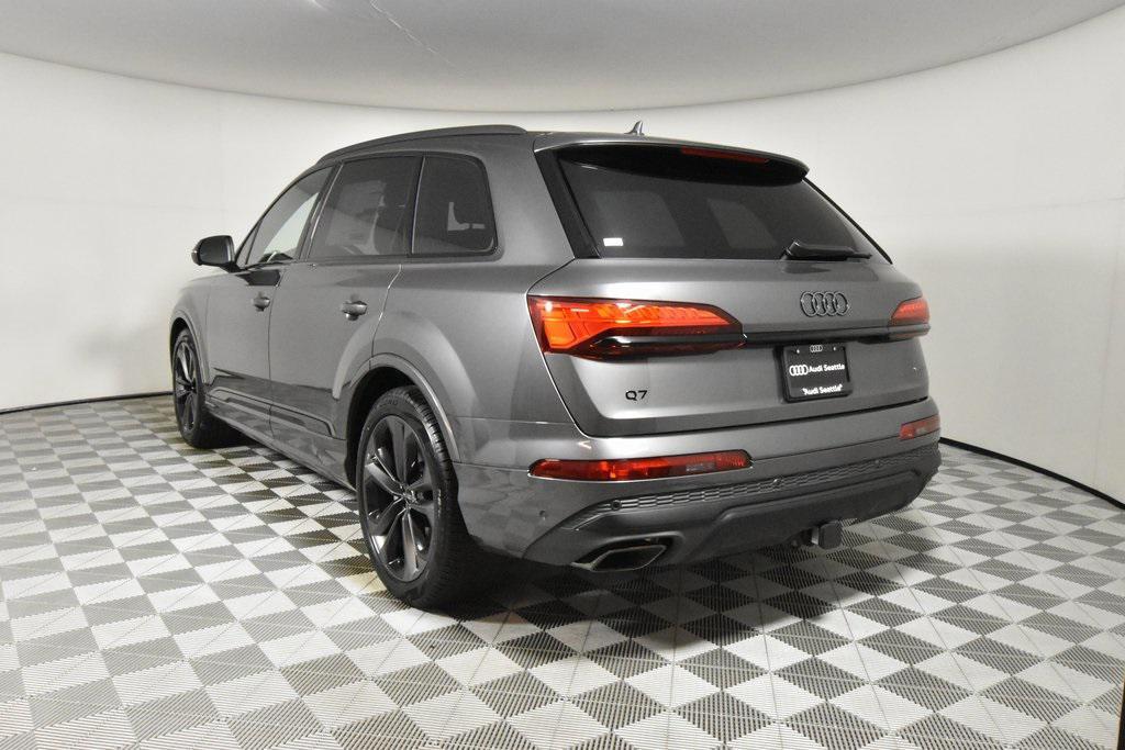new 2025 Audi Q7 car, priced at $84,260