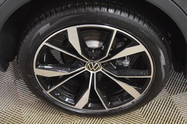 new 2024 Volkswagen Tiguan car, priced at $40,434