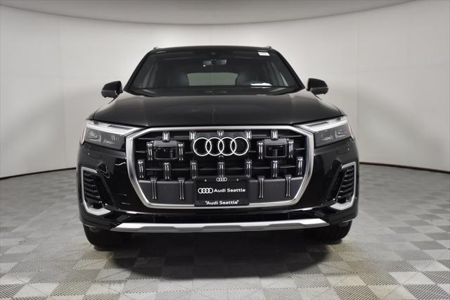 new 2025 Audi Q7 car, priced at $76,440