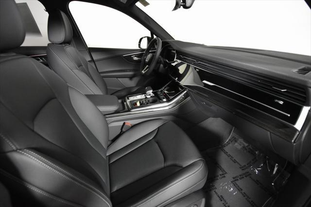 new 2025 Audi Q7 car, priced at $76,440