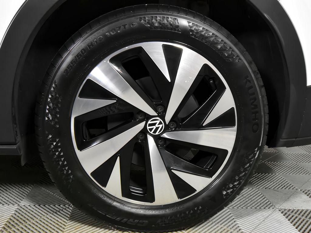 used 2023 Volkswagen ID.4 car, priced at $23,799