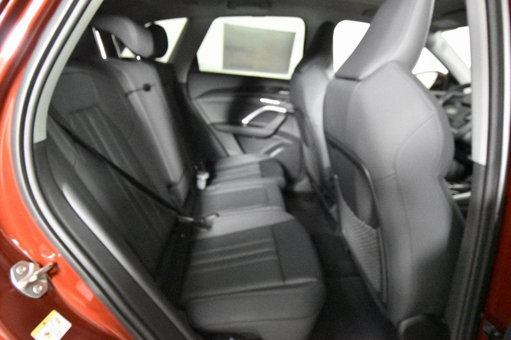 new 2025 Audi Q5 car, priced at $64,340