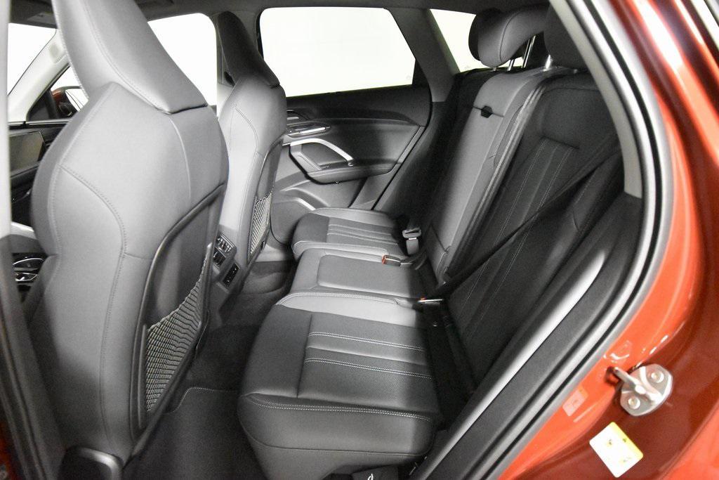 new 2025 Audi Q5 car, priced at $64,340