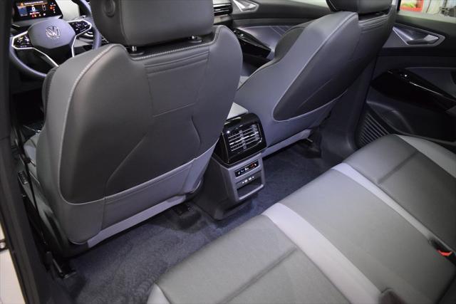 new 2025 Volkswagen ID.4 car, priced at $60,236