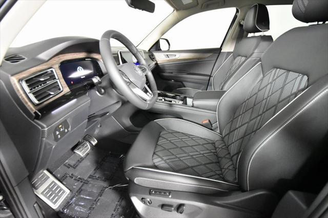 new 2025 Volkswagen Atlas car, priced at $56,939
