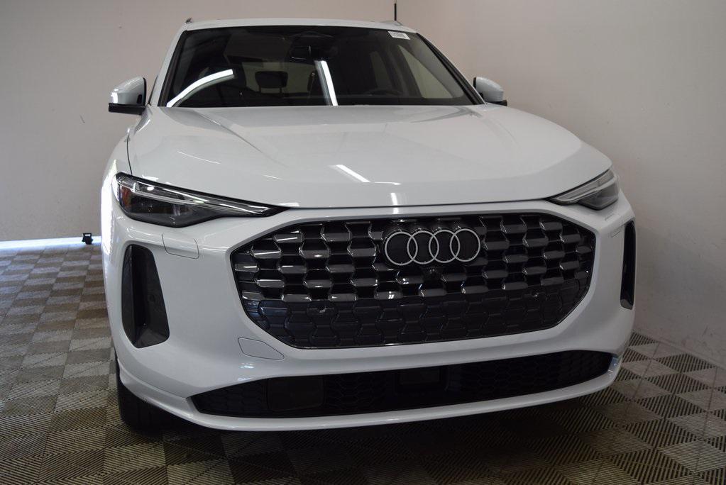 new 2025 Audi Q5 car, priced at $60,975