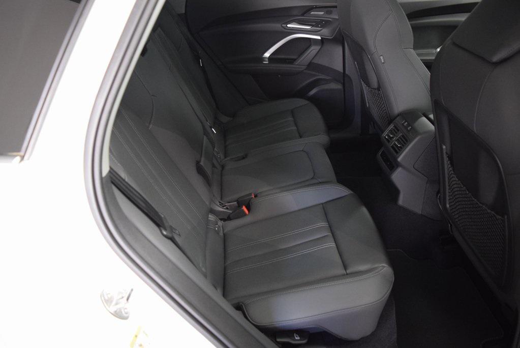 new 2025 Audi Q5 car, priced at $60,975