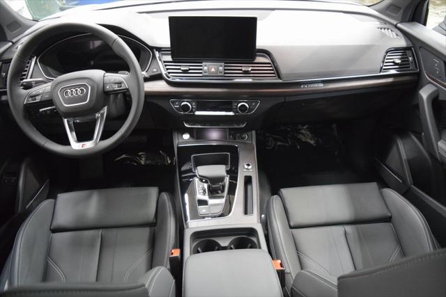 new 2024 Audi Q5 car, priced at $67,385