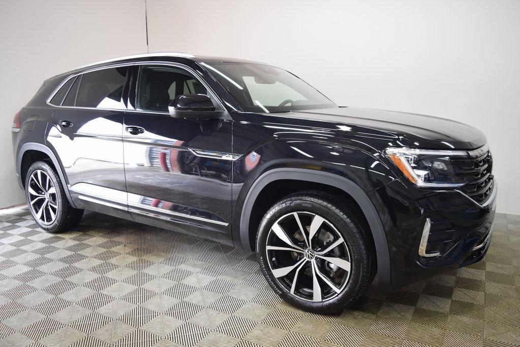 new 2025 Volkswagen Atlas Cross Sport car, priced at $54,951