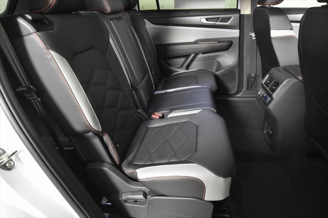 new 2025 Volkswagen Atlas car, priced at $49,059