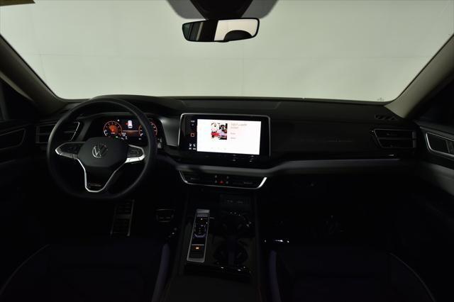new 2025 Volkswagen Atlas car, priced at $49,059