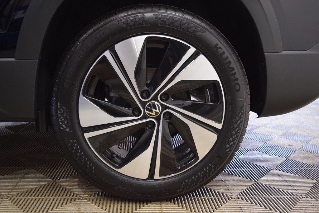 new 2025 Volkswagen Taos car, priced at $32,856