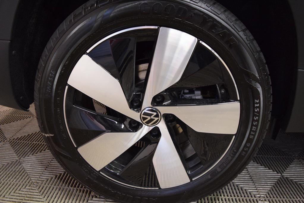 new 2025 Volkswagen Taos car, priced at $28,916