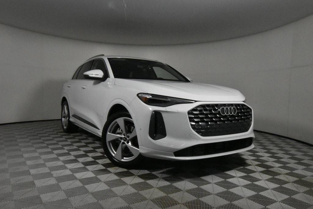 new 2025 Audi Q5 car, priced at $64,250