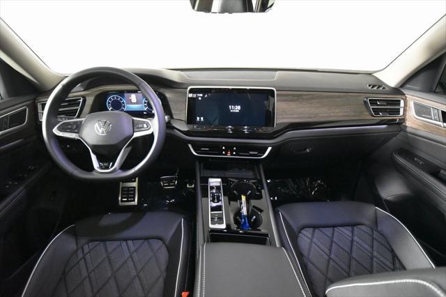 new 2025 Volkswagen Atlas car, priced at $56,699