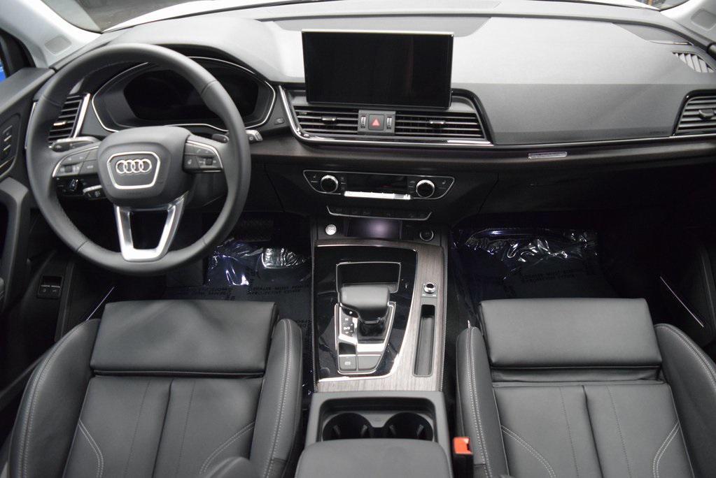 new 2025 Audi Q5 car, priced at $66,985