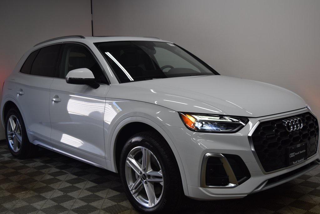 new 2025 Audi Q5 car, priced at $66,985