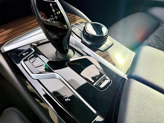 used 2022 BMW 530 car, priced at $37,999