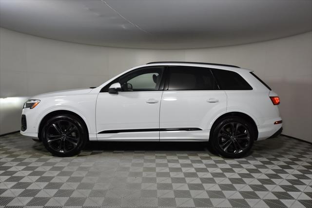 new 2025 Audi Q7 car, priced at $77,750