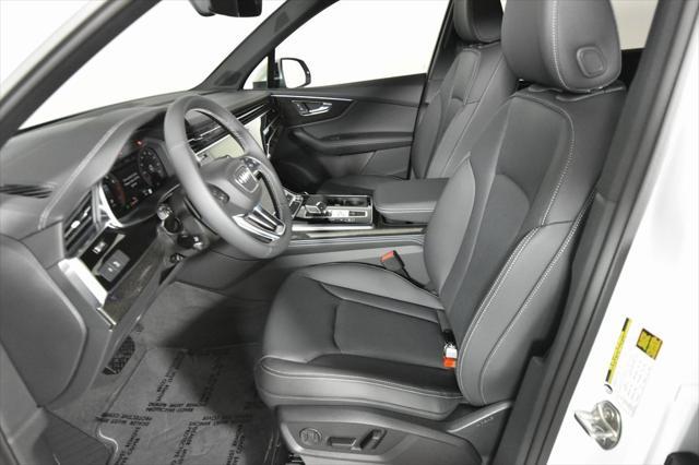 new 2025 Audi Q7 car, priced at $77,750