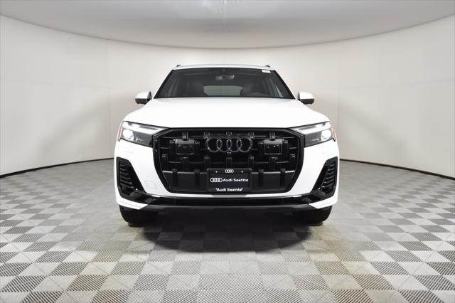 new 2025 Audi Q7 car, priced at $77,750