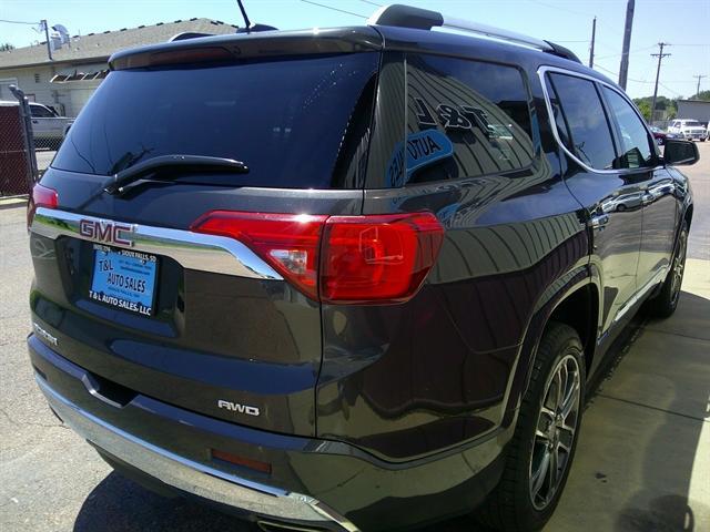 used 2018 GMC Acadia car, priced at $20,951