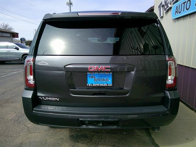 used 2015 GMC Yukon car, priced at $24,451