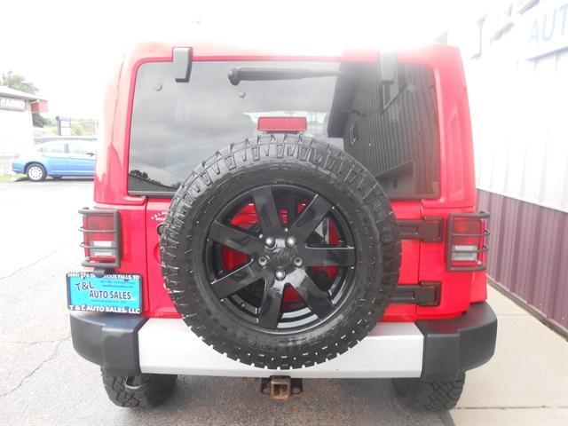 used 2015 Jeep Wrangler Unlimited car, priced at $22,951