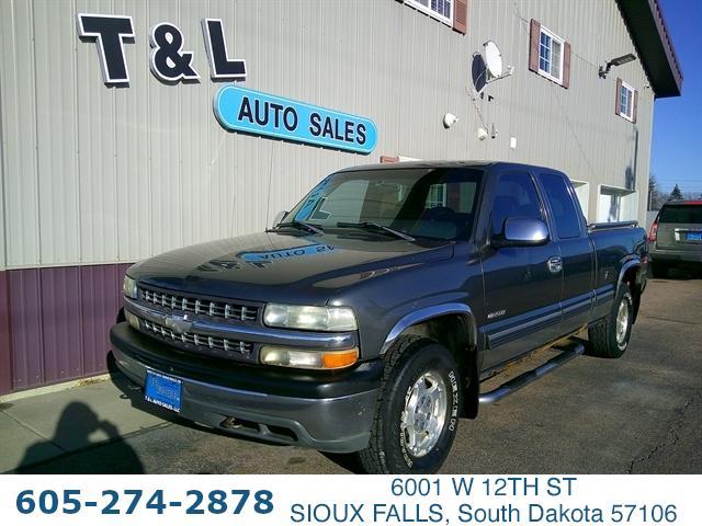 used 2001 Chevrolet Silverado 1500 car, priced at $3,951