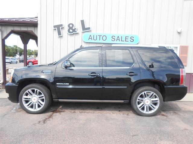 used 2014 Cadillac Escalade car, priced at $19,951