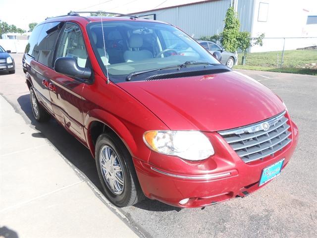 used 2007 Chrysler Town & Country car, priced at $5,951