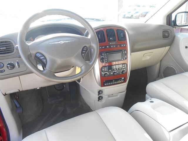 used 2007 Chrysler Town & Country car, priced at $5,951