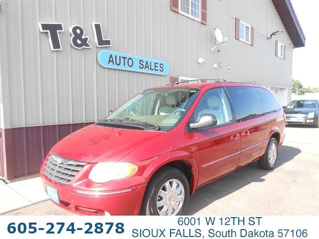 used 2007 Chrysler Town & Country car, priced at $5,951