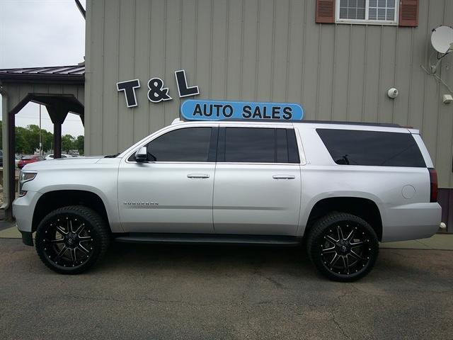 used 2018 Chevrolet Suburban car, priced at $26,951