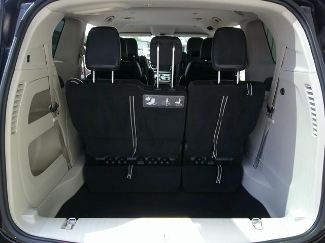 used 2017 Chrysler Pacifica car, priced at $19,551
