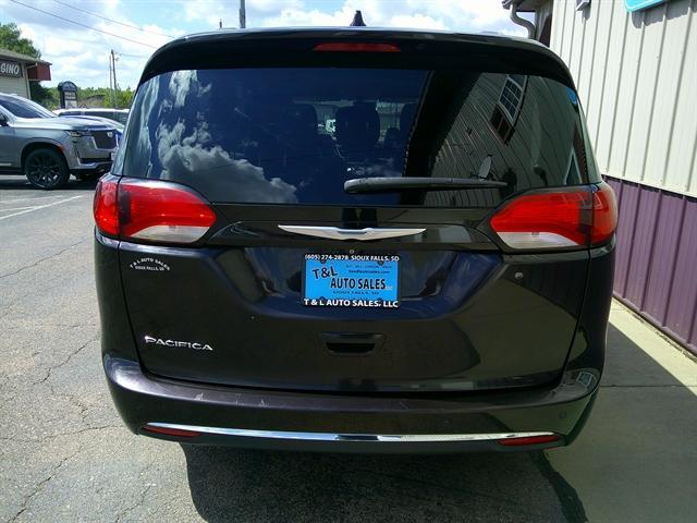 used 2017 Chrysler Pacifica car, priced at $19,551