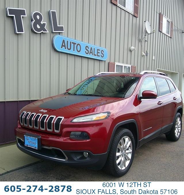 used 2017 Jeep Cherokee car, priced at $15,951