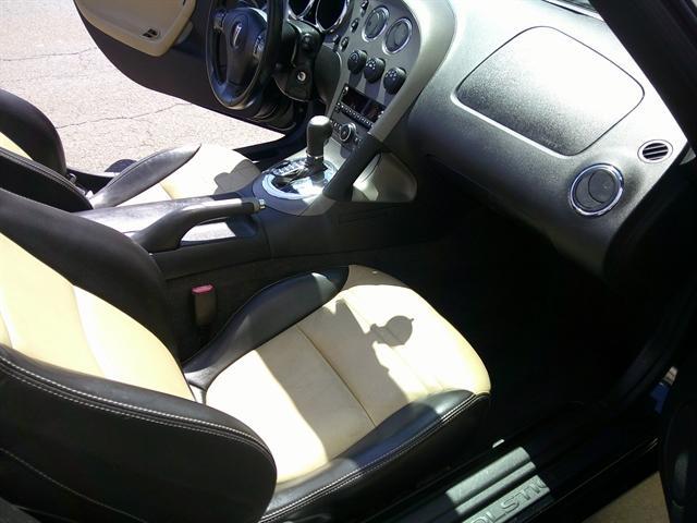 used 2009 Pontiac Solstice car, priced at $8,951