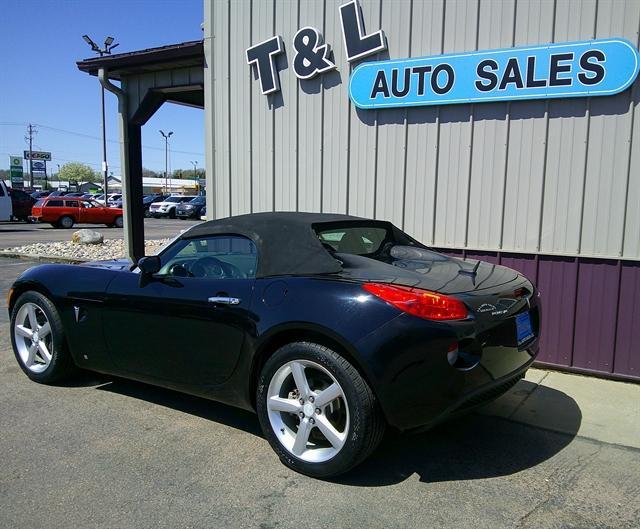 used 2009 Pontiac Solstice car, priced at $8,951