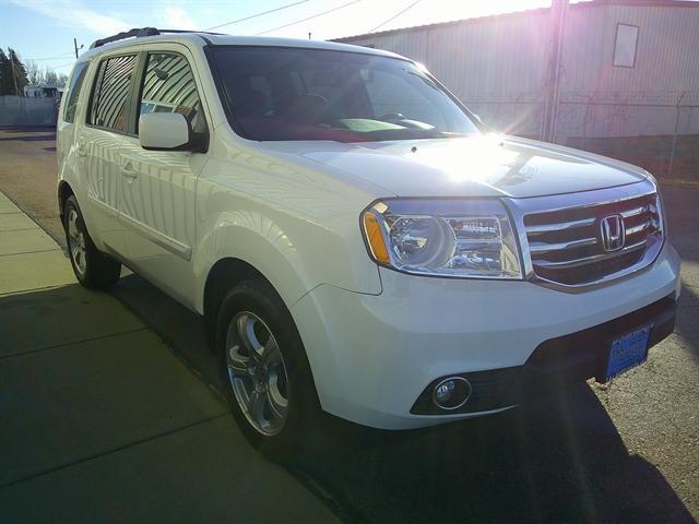 used 2015 Honda Pilot car, priced at $17,951