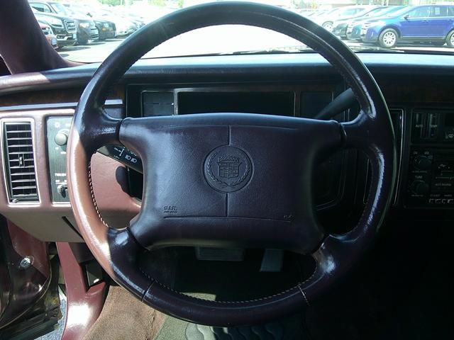 used 1995 Cadillac Fleetwood car, priced at $9,951