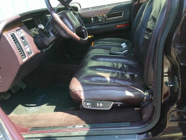 used 1995 Cadillac Fleetwood car, priced at $9,951